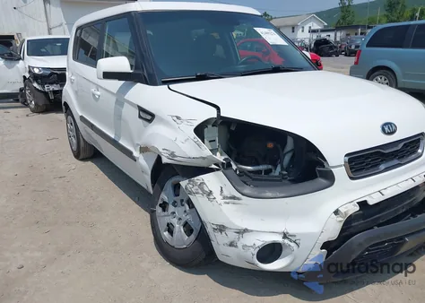 2013 Kia Soul z USA, uszkodzony, nr VIN KNDJT2A52D7768609